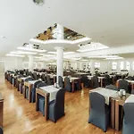 Jantar Wellness & 酒店 3*