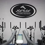 Jantar Wellness & 乌斯特卡