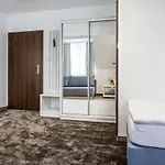 Jantar Wellness & 3* 乌斯特卡