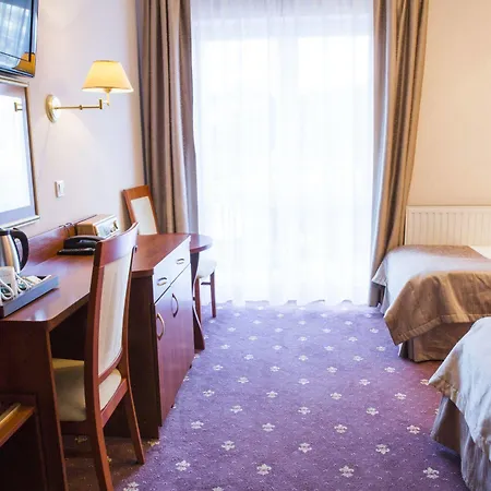 Jantar Wellness & 3*